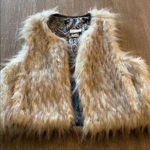 Fur vest